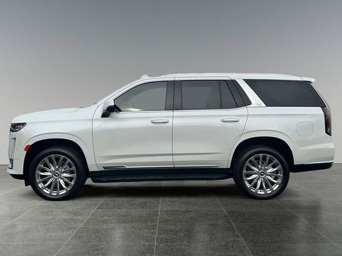 Used 2024 Cadillac Escalade Premium Luxury AWD/4WD image 5