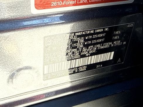 Used 2025 Toyota RAV4 LE FWD image 33