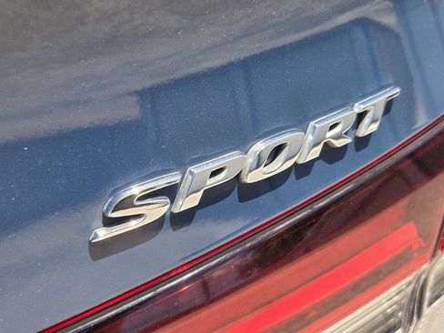Used 2025 Honda Civic Sport image 12