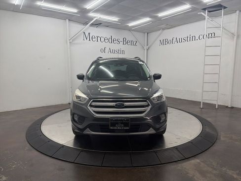 Used 2019 Ford Escape SEL FWD image 2