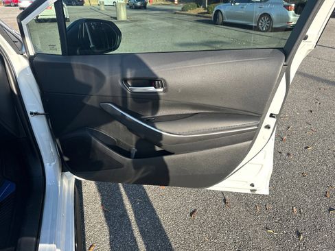 Used 2022 Toyota Corolla SE image 14