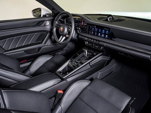 New 2026 Porsche 911 Carrera 4S image 14