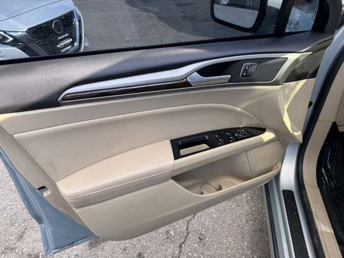 Used 2014 Ford Fusion SE w/ Equipment Group 502A image 14