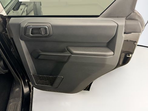 Used 2025 Ford Bronco Big Bend image 30