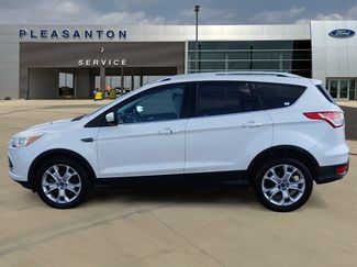 Used 2016 Ford Escape Titanium FWD video 2