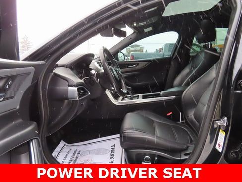 Used 2020 Jaguar XE S image 19