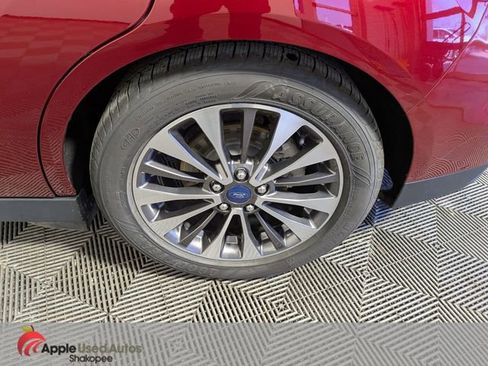 Used 2017 Ford C-MAX Titanium w/ Equipment Group 301A FWD image 44