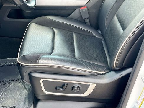 Used 2020 RAM 1500 Laramie w/ Sport Appearance Package image 18