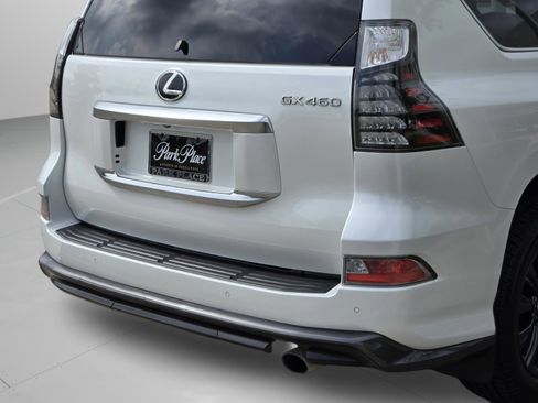 Certified 2023 Lexus GX 460 Luxury w/ Sport Design Package AWD/4WD image 41