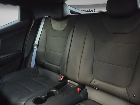 Used 2021 Hyundai Veloster N image 5