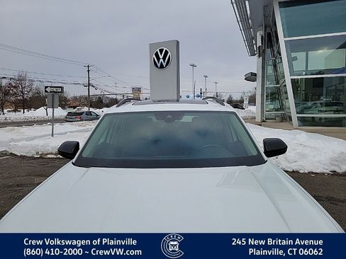 Used 2023 Volkswagen Atlas SEL R-Line image 23