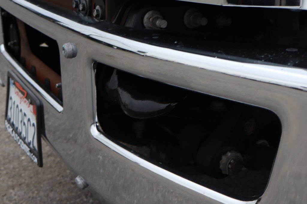 Used 2016 Ford F650 2WD Crew Cab Super Duty image 50