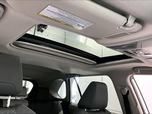 Used 2022 Toyota RAV4 XLE w/ Convenience Package AWD/4WD image 36