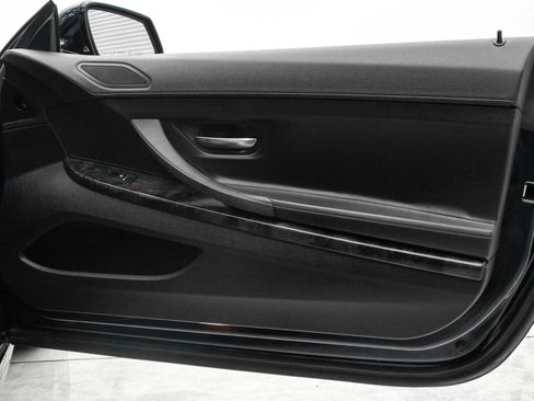Used 2013 BMW 640i Coupe image 40