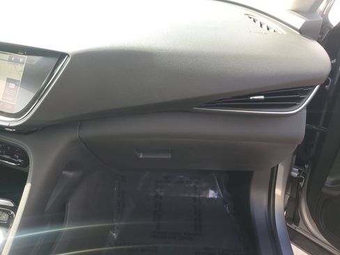 Used 2023 Buick Envision Avenir AWD/4WD image 36
