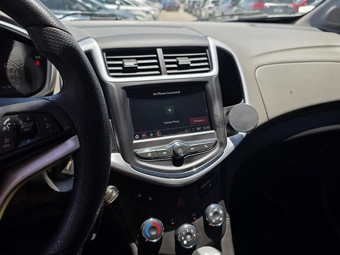 Used 2018 Chevrolet Sonic LS FWD image 26