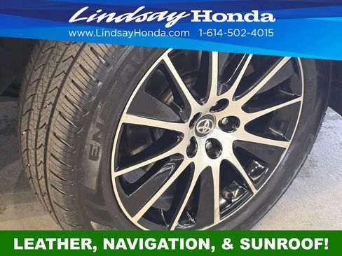 Used 2018 Toyota Highlander SE AWD/4WD image 25