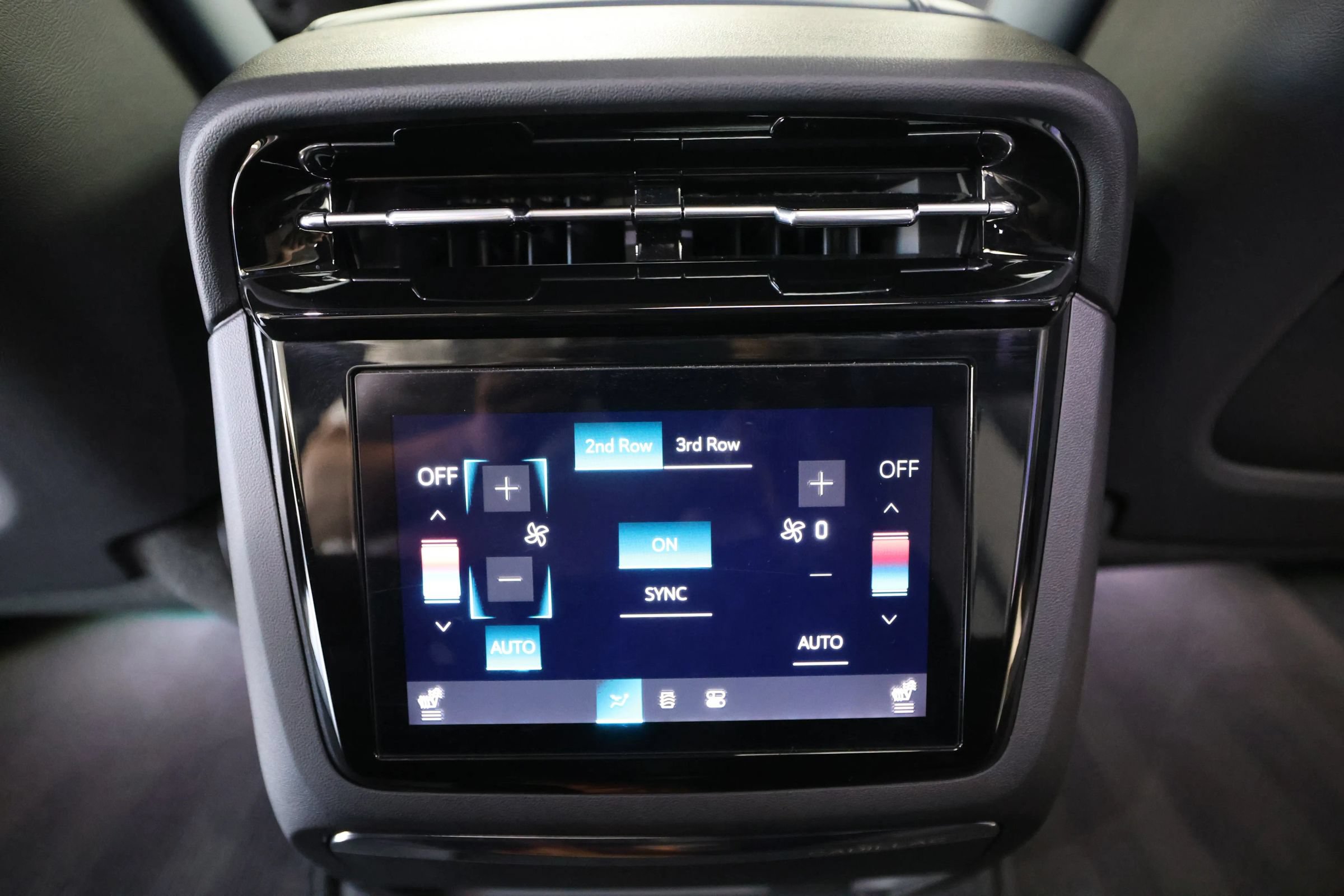 Used 2025 Cadillac Escalade IQ Sport 2 AWD/4WD image 67