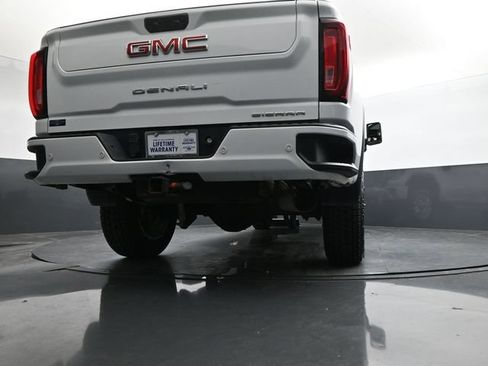 Used 2023 GMC Sierra 2500 Denali w/ Denali Ultimate Package AWD/4WD image 37