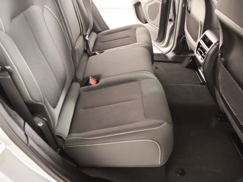 Used 2025 Jeep Grand Cherokee Laredo X RWD image 13