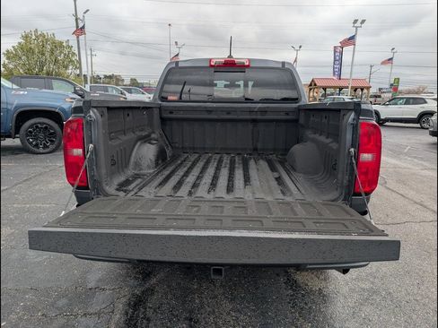 Used 2017 Chevrolet Colorado Z71 image 24