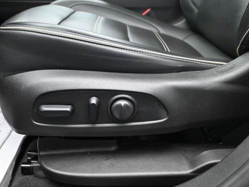 Used 2021 GMC Acadia Denali w/ Denali Ultimate Package image 26