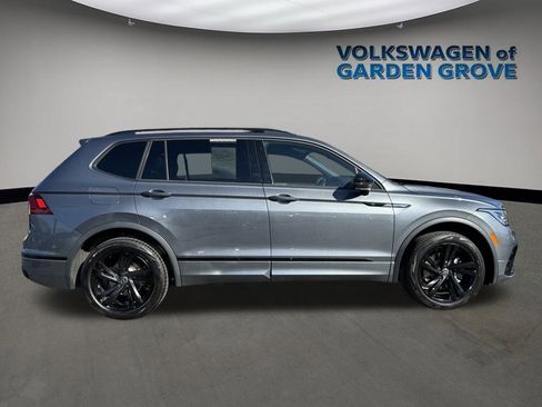 Used 2024 Volkswagen Tiguan SE R-Line image 8