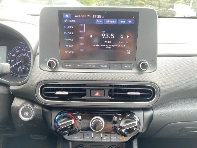 Used 2023 Hyundai Kona SEL AWD/4WD image 13