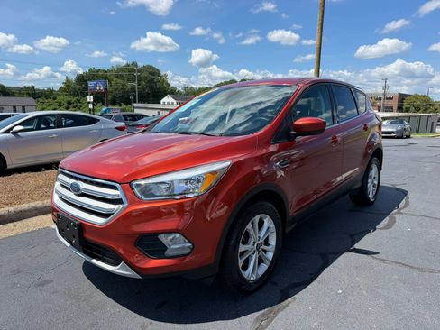 Used 2019 Ford Escape SE AWD/4WD image 3