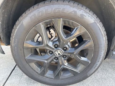 Used 2024 Honda HR-V Sport image 16
