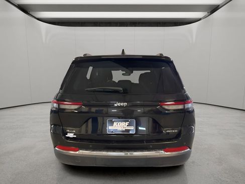 Used 2023 Jeep Grand Cherokee Limited image 6