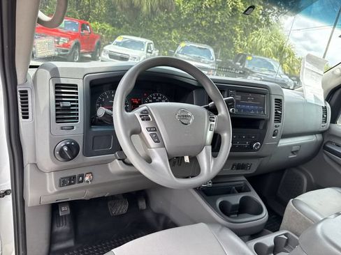 Used 2020 Nissan NV 3500 SV RWD image 18