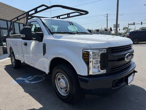 Used 2018 Ford F250 XL w/ Power Equipment Group RWD image 3