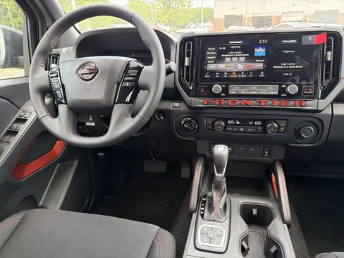 New 2026 Nissan Frontier PRO-4X w/ Pro-4x Convenience Package AWD/4WD image 3