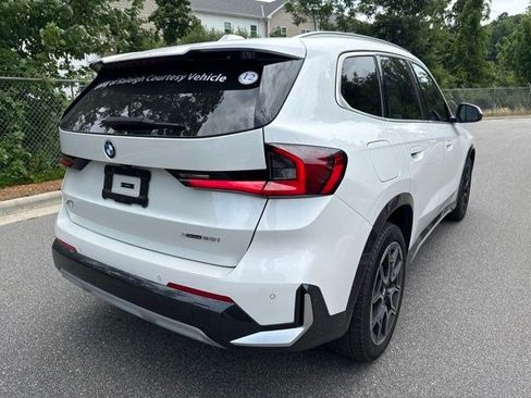 Certified 2025 BMW X1 xDrive28i w/ Technology Package AWD/4WD image 5