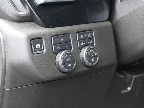 Used 2025 Chevrolet Silverado 2500 LT w/ Trail Boss Package image 15