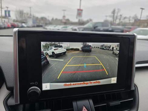 Used 2023 Toyota RAV4 XLE image 26