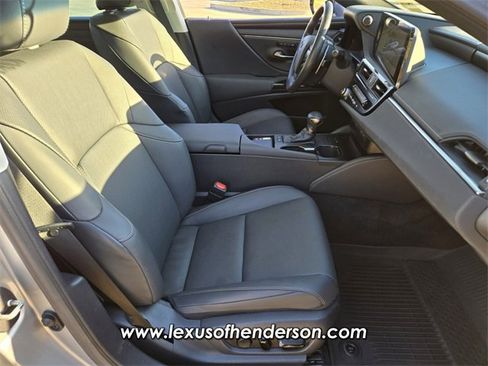 Certified 2023 Lexus ES 300h w/ Premium Package image 18