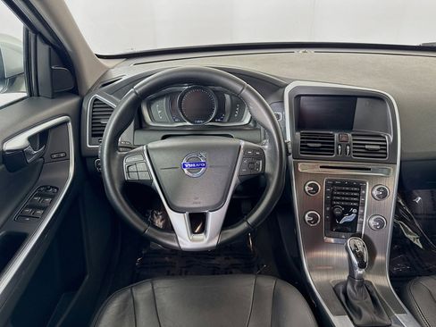 Used 2016 Volvo XC60 T6 image 21
