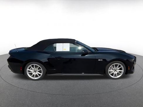 Used 2025 Ford Mustang GT Premium RWD image 16
