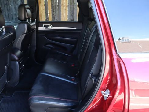 Used 2013 Jeep Grand Cherokee Trailhawk AWD/4WD image 20