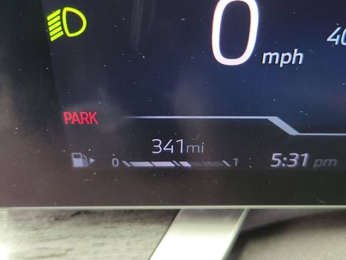 Used 2025 BMW 740i RWD image 26