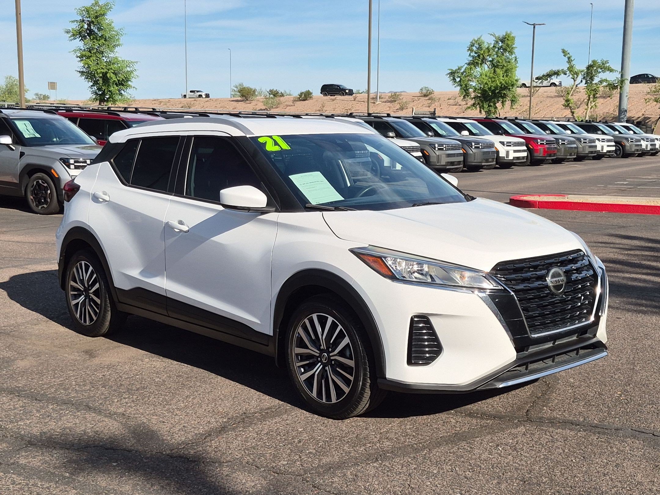 Used 2021 Nissan Kicks SV FWD image 3