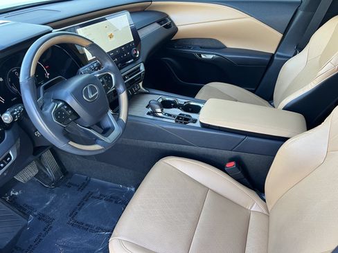 Used 2024 Lexus RX 350 w/ Convenience Package AWD/4WD image 9
