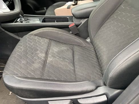 Used 2021 Nissan Kicks SV image 37