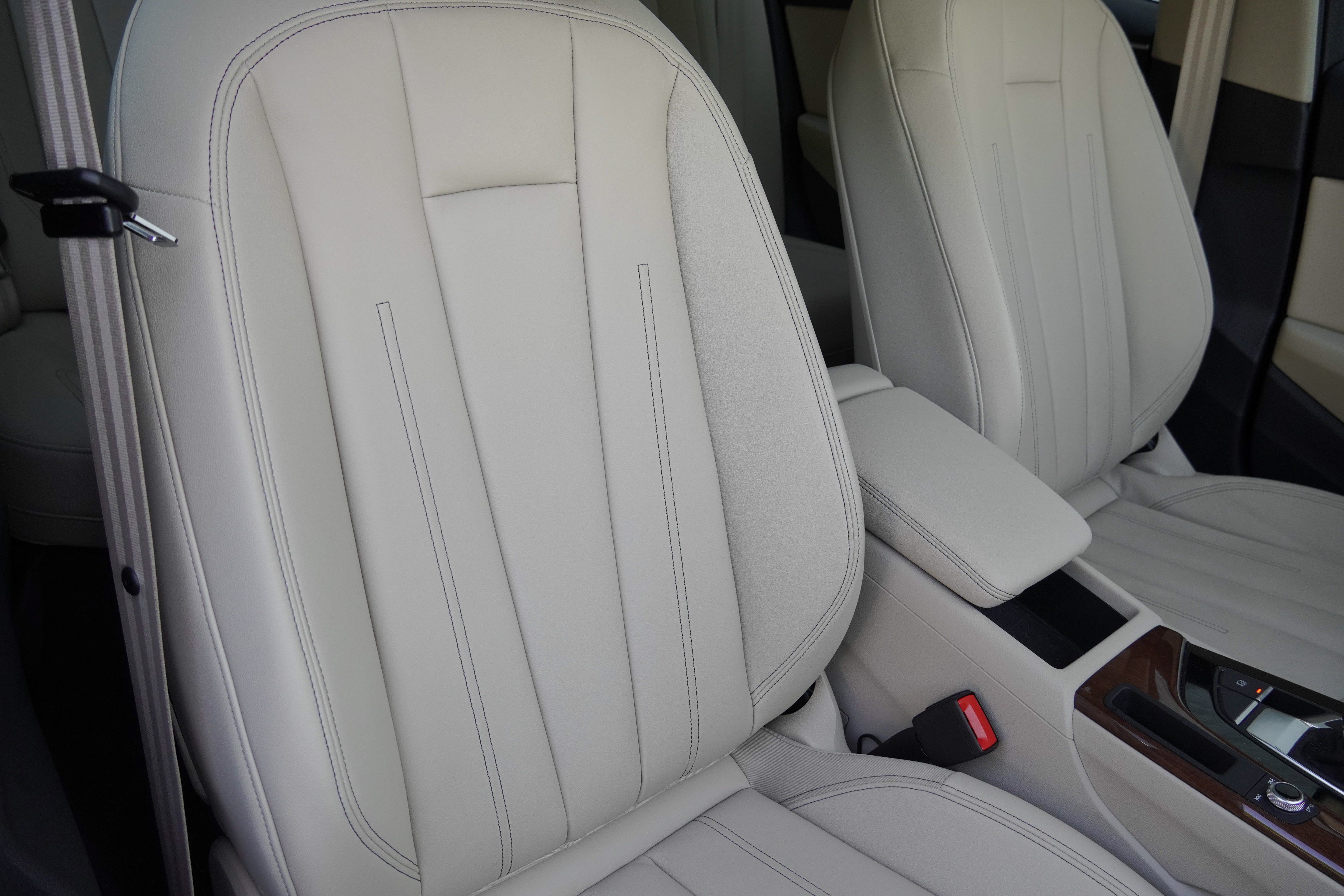 Used 2023 Audi A4 2.0T Premium w/ Convenience Package AWD/4WD image 13