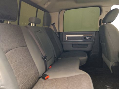 Used 2019 RAM 1500 Big Horn RWD image 19
