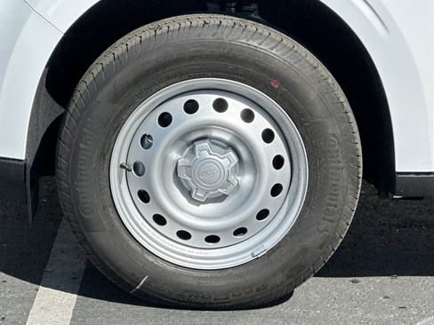 New 2026 Ford Maverick XL image 22