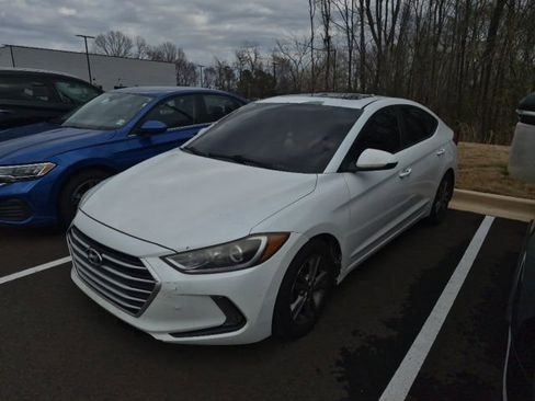 Used 2018 Hyundai Elantra Value Edition image 2