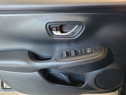 Used 2023 Honda HR-V Sport image 24